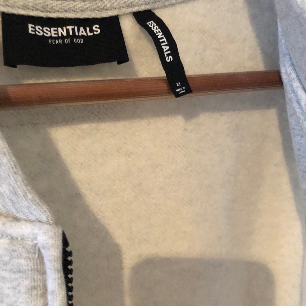 Essentials Sweater - Picture 4 of 8